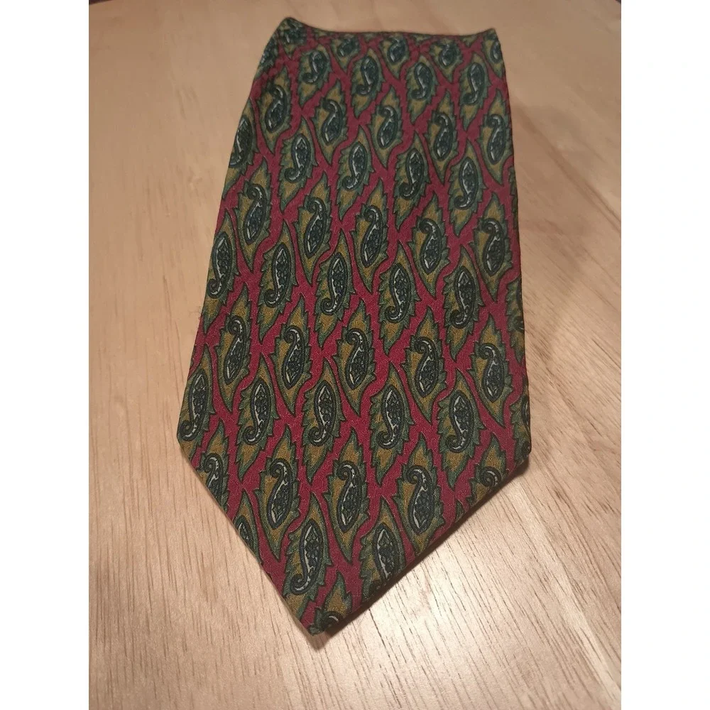 Hunting Horn Classics Paisley Men's Silk‎ Neck Tie